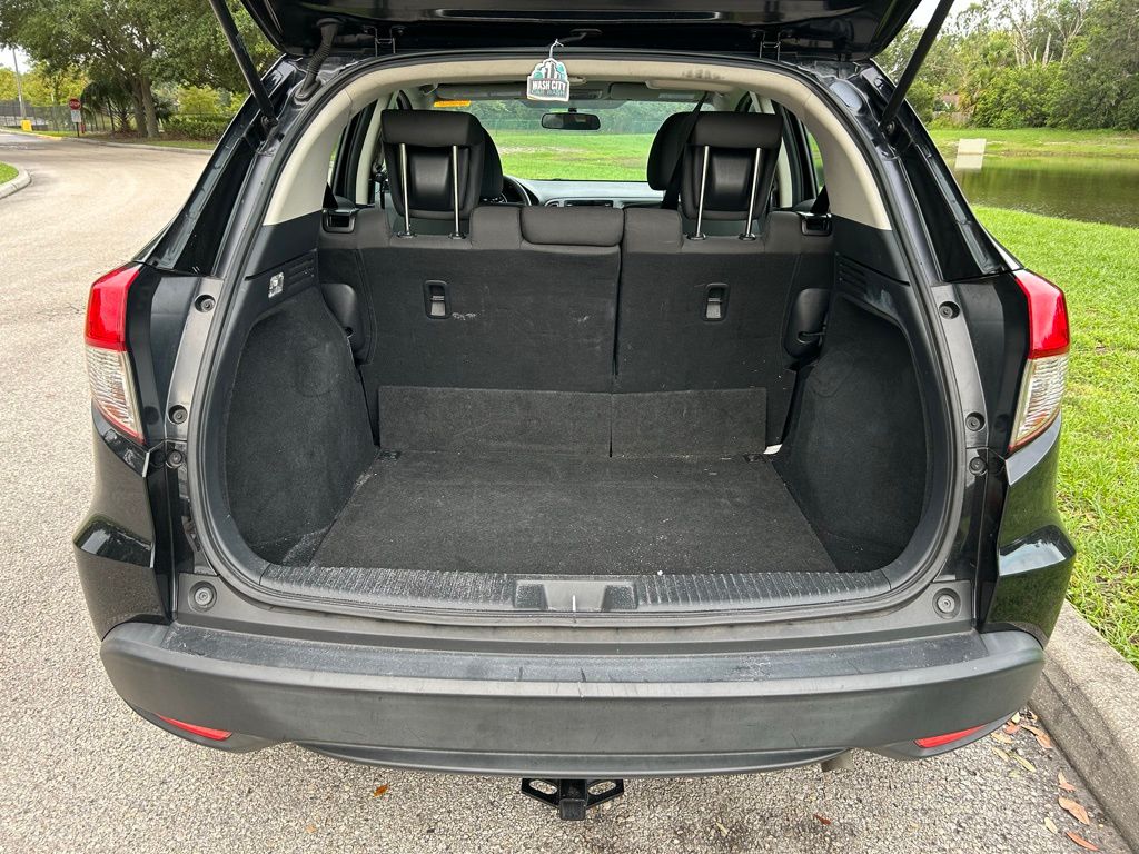 2022 Honda HR-V LX 10