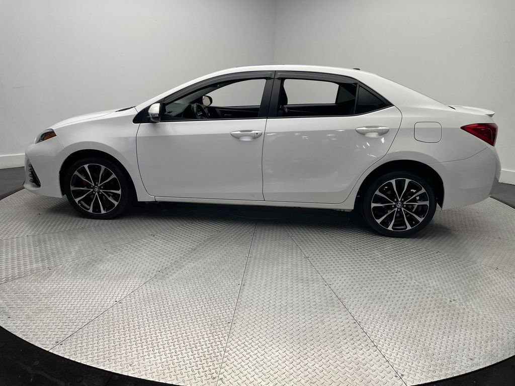 Thumbnail: 2019 Toyota Corolla - 8
