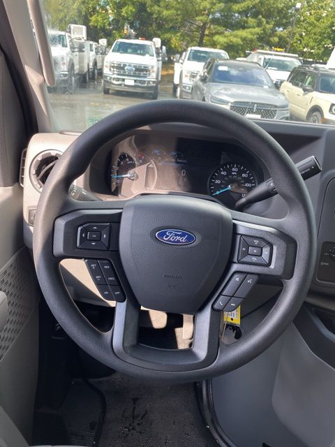 2026 Ford E-350 Cutaway 