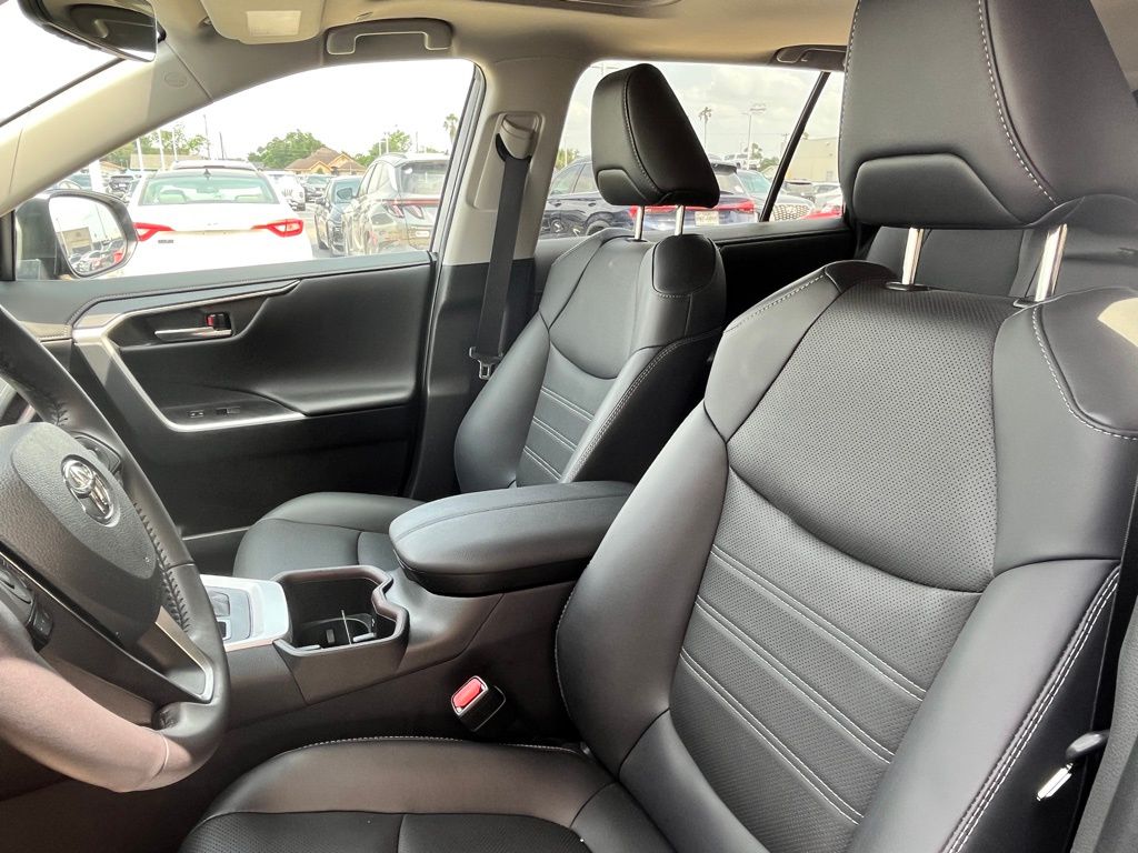 2024 Toyota RAV4 Limited 29