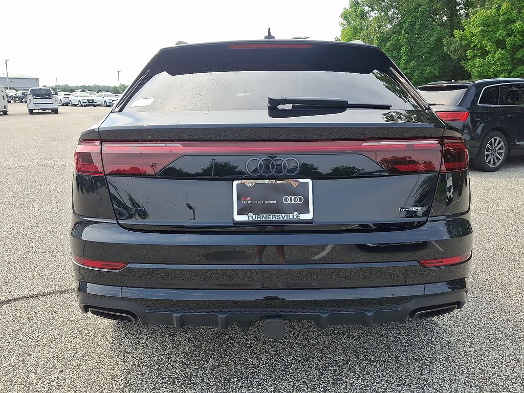 Thumbnail: 2026 Audi Q8 - 5