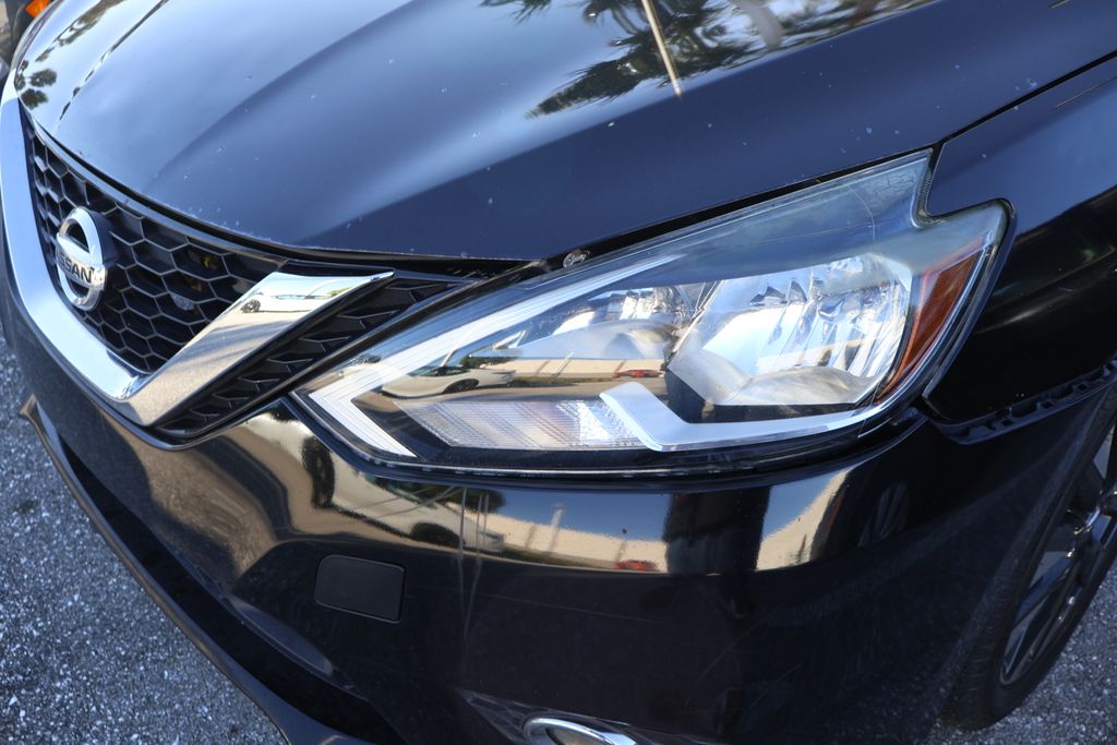 Thumbnail: 2019 Nissan Sentra - 3