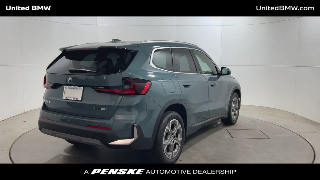 2023 BMW X1 xDrive28i 8
