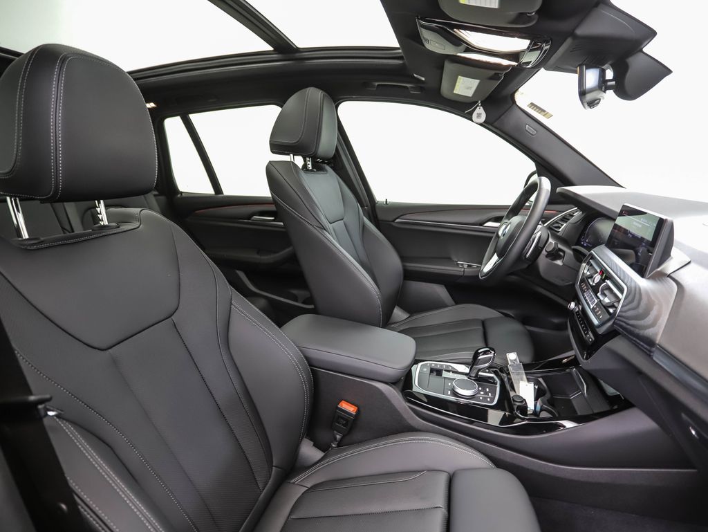 Thumbnail: 2023 BMW X3 - 31