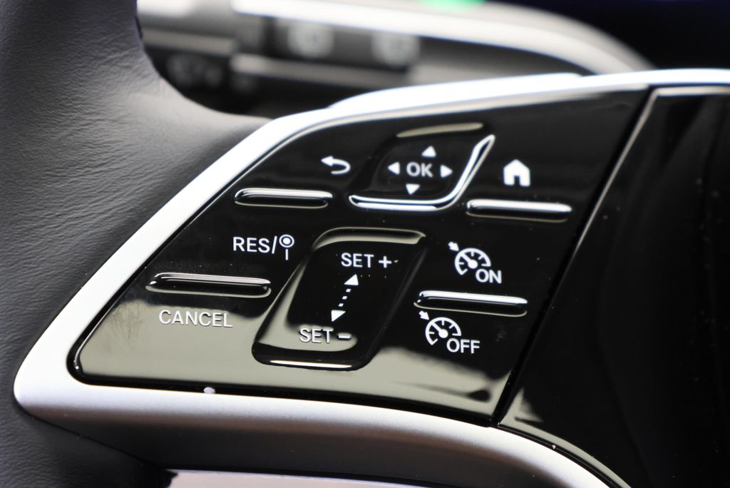 Thumbnail: 2026 Mercedes-Benz GLE - 21