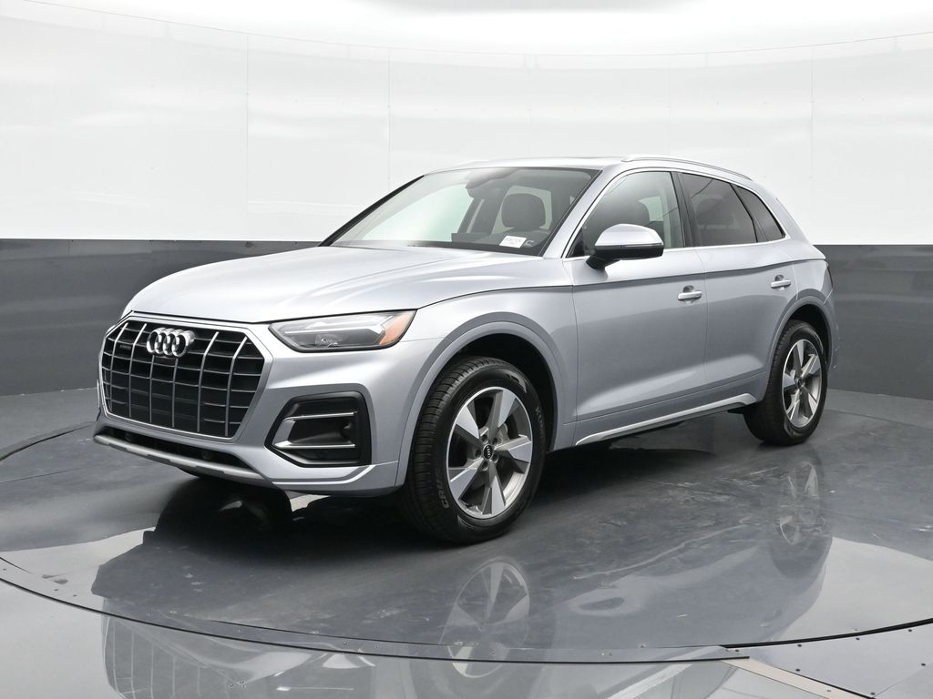 2023 Audi Q5 40 Premium Plus's photo