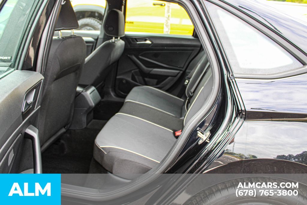 Used 2025 Black Volkswagen 1.5T Sport image 17