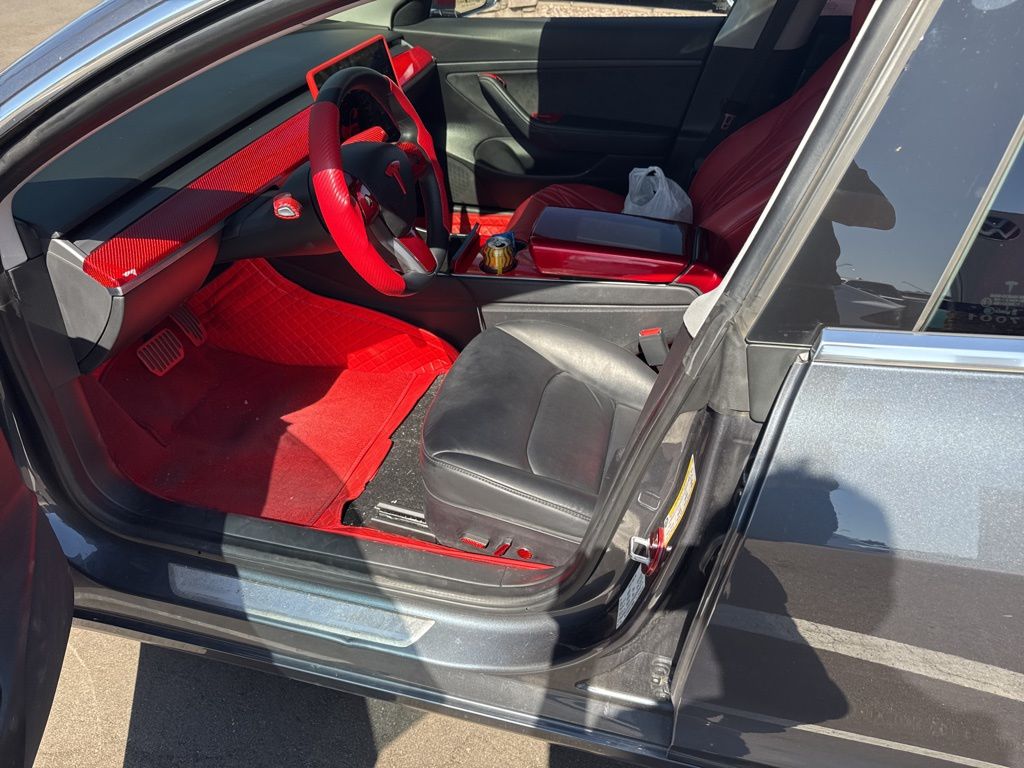 Thumbnail: 2020 Tesla Model 3 - 4