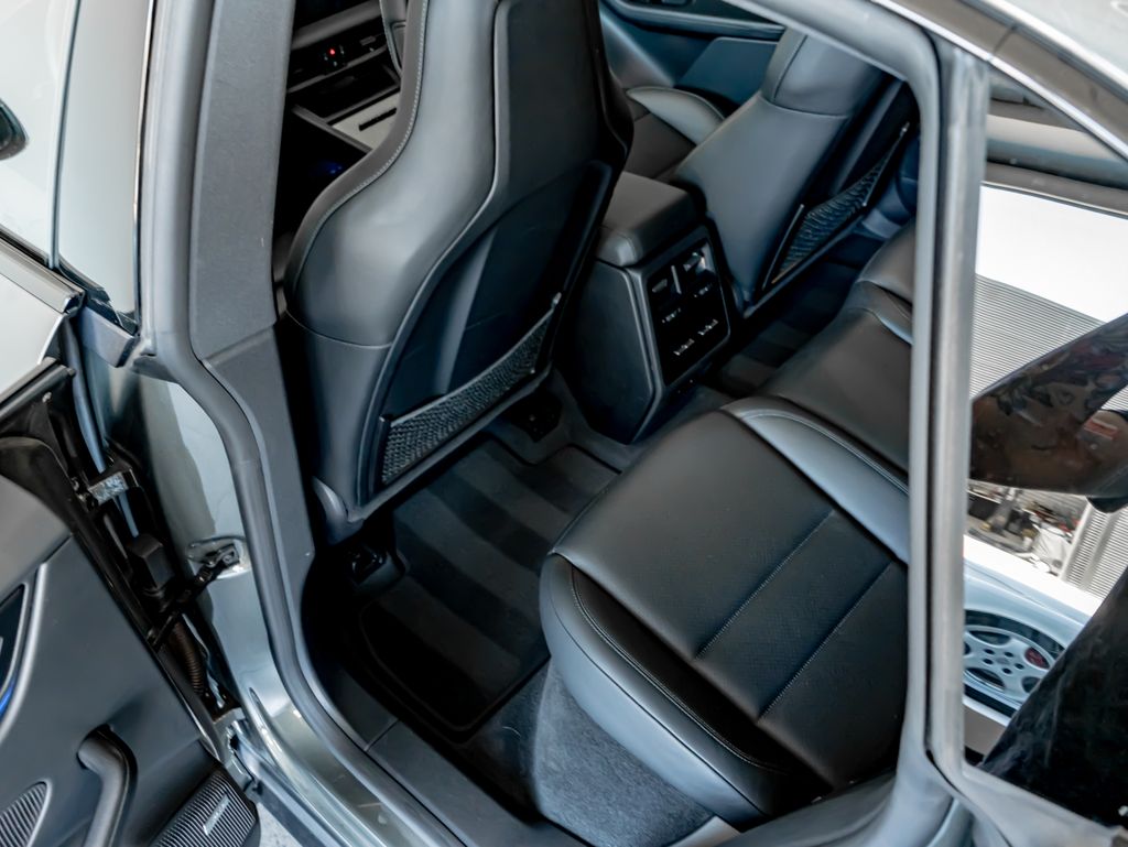 Certified Used 2024  Porsche 4 image 24