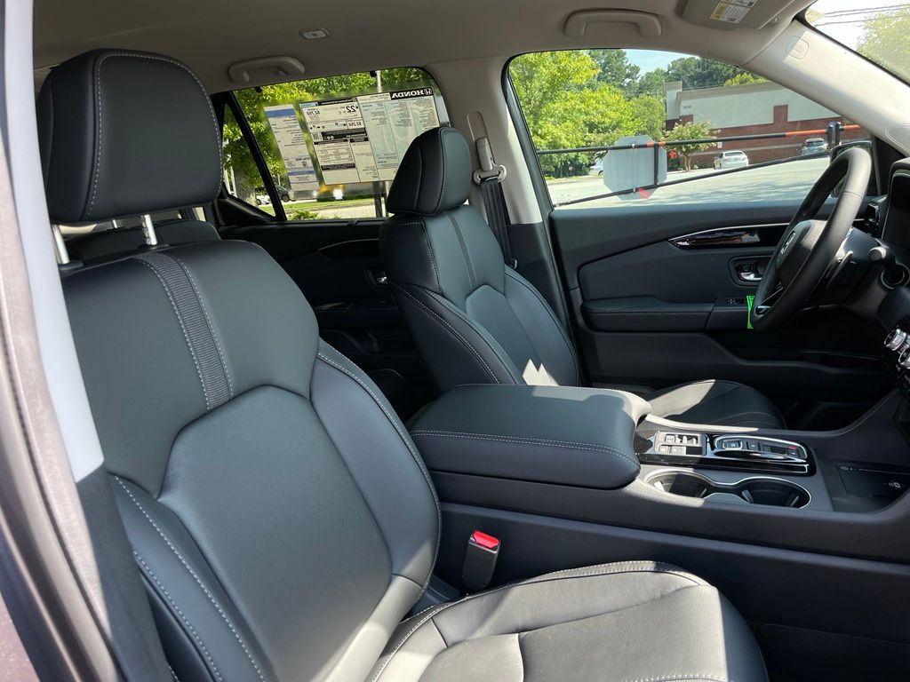 Thumbnail: 2026 Honda Pilot - 31