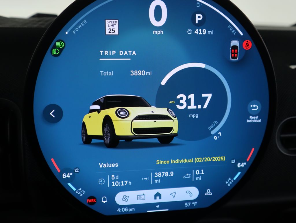 Thumbnail: 2025 MINI Cooper - 32