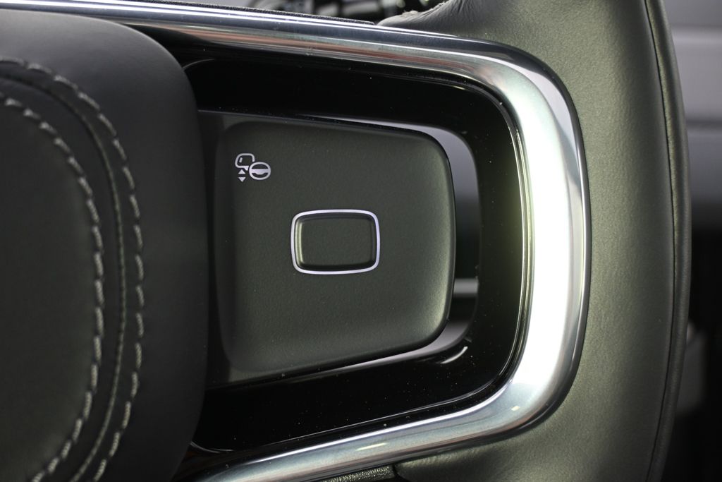 New 2026 White Lincoln Reserve image 33