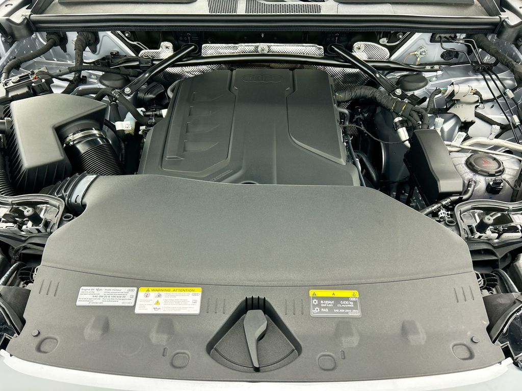 Thumbnail: 2025 Audi Q5 - 29