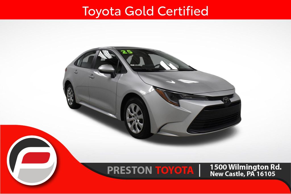 2025 Toyota Corolla LE