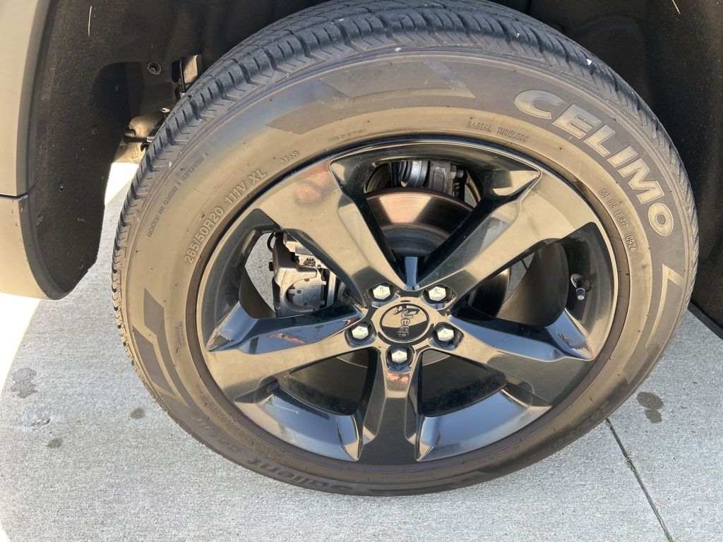 Used 2023 Jeep Grand Cherokee SUV