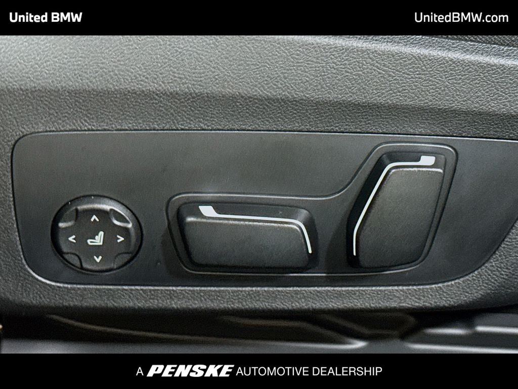 Thumbnail: 2026 BMW 4 Series - 4