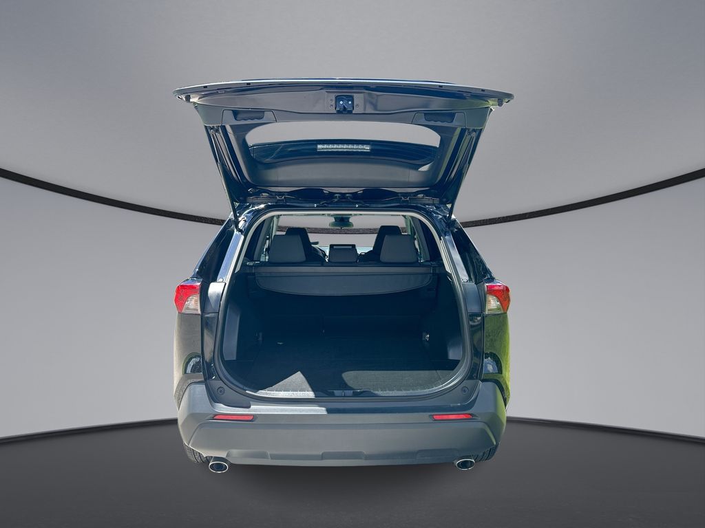 Thumbnail: 2025 Toyota RAV4 - 31