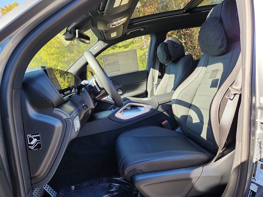 Thumbnail: 2026 Mercedes-Benz GLS - 12