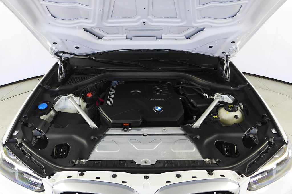 Thumbnail: 2022 BMW X4 - 6