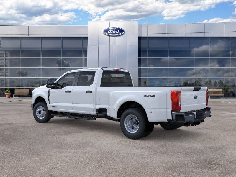New 2026 Oxford White Ford F-350® XL image 4