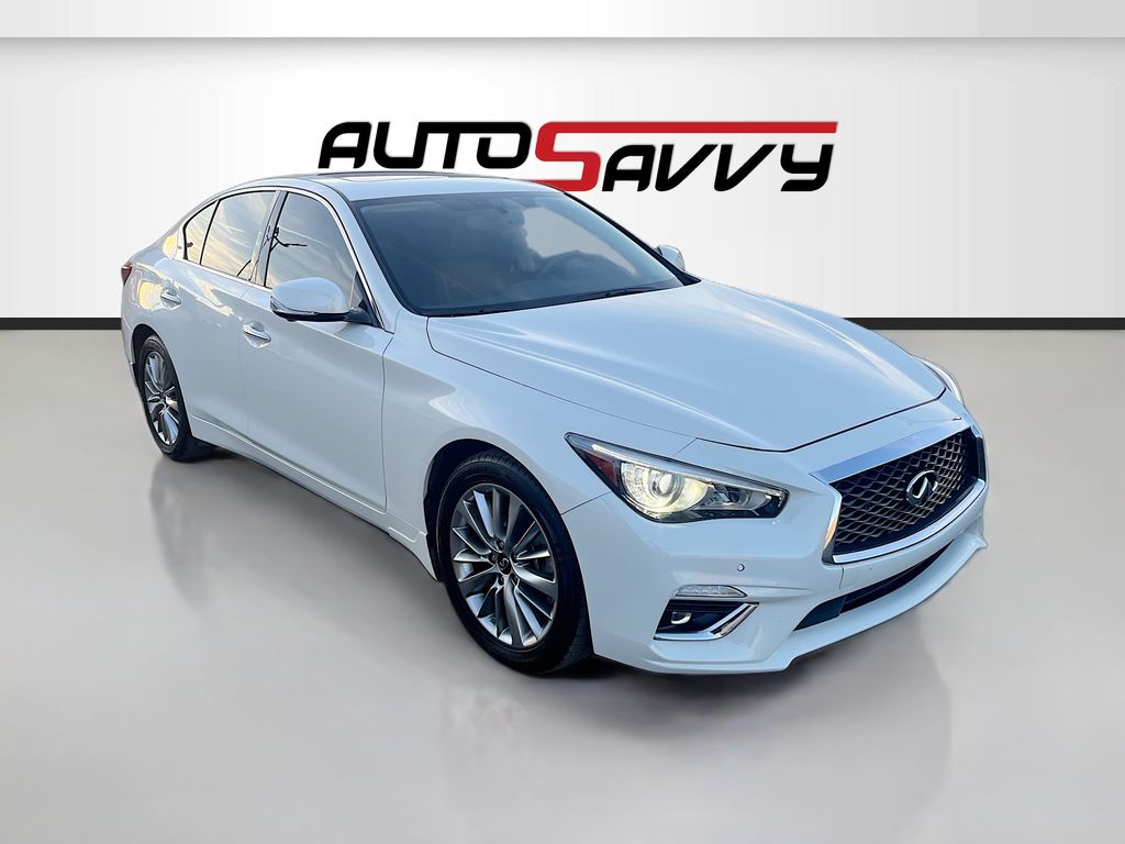 2023 INFINITI Q50 LUXE