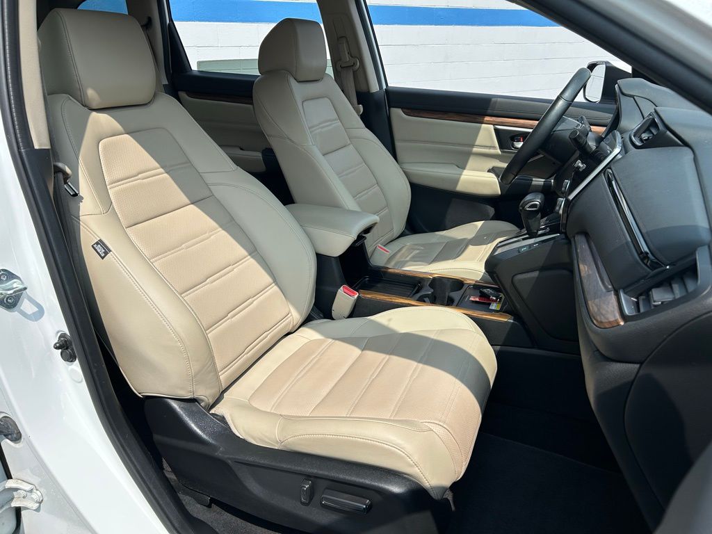 2022 Honda CR-V Touring 26