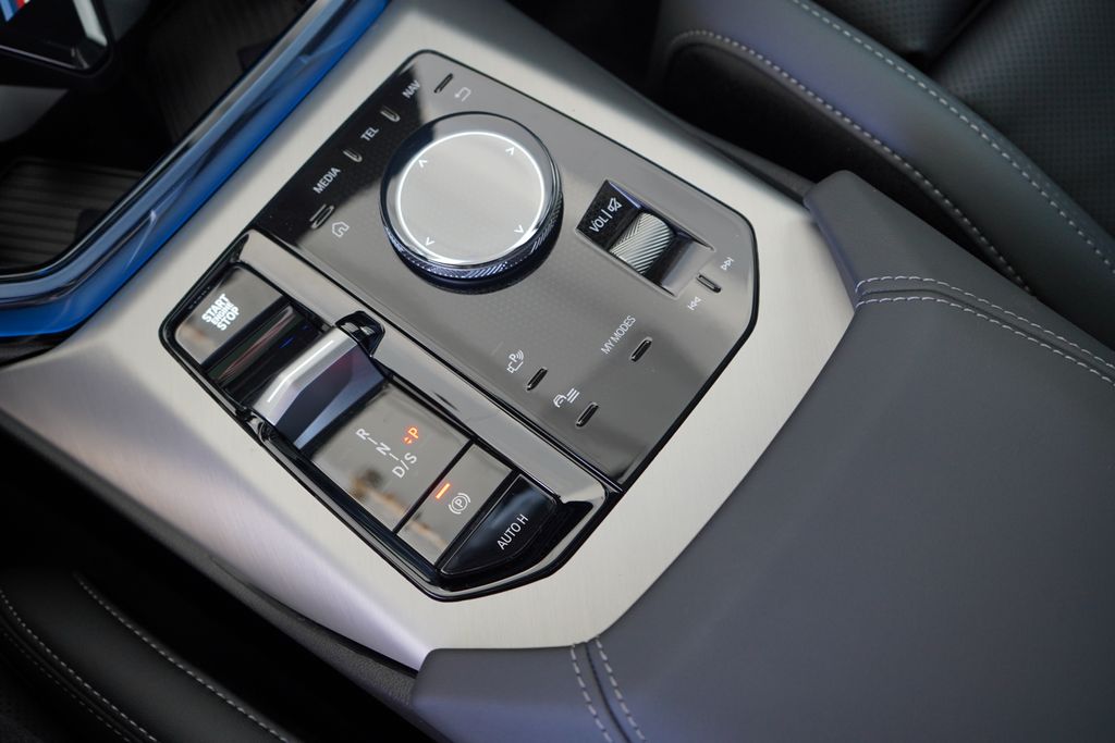 Thumbnail: 2026 BMW X3 - 19