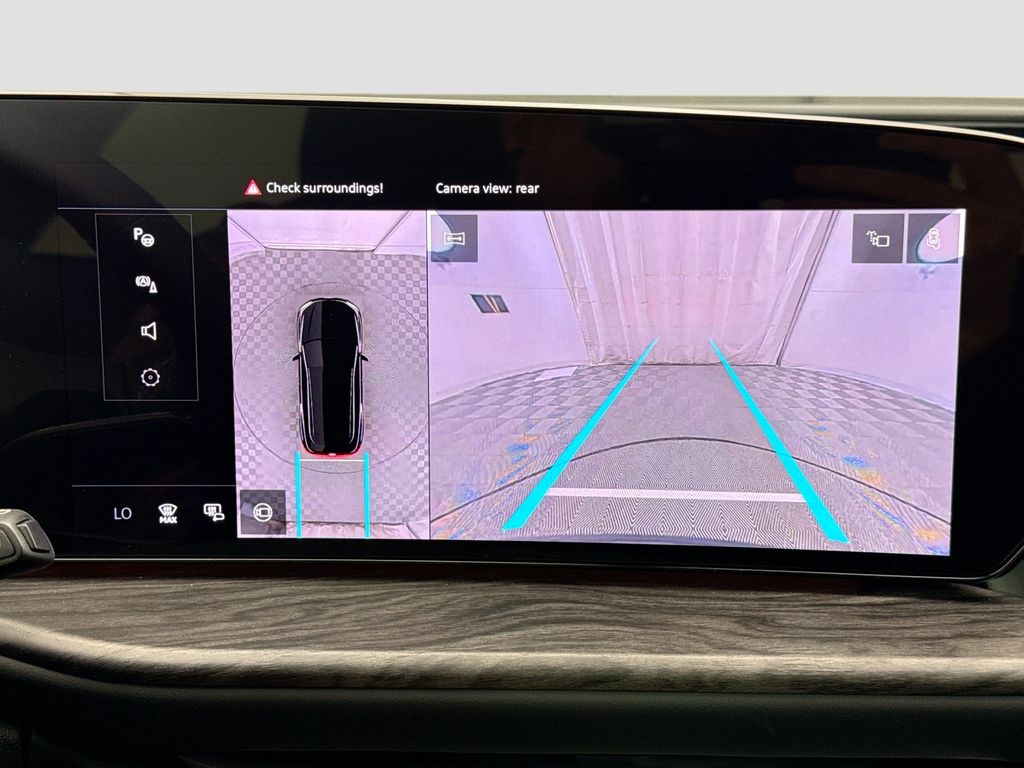 Thumbnail: 2025 Audi Q5 - 15