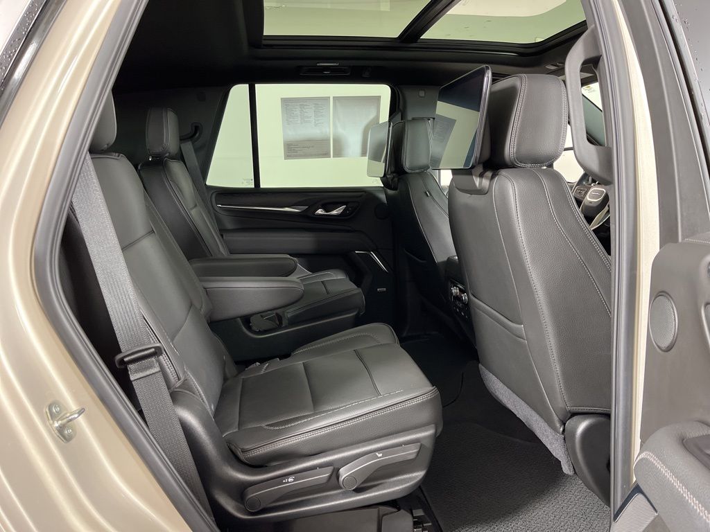 Thumbnail: 2021 GMC Yukon - 8