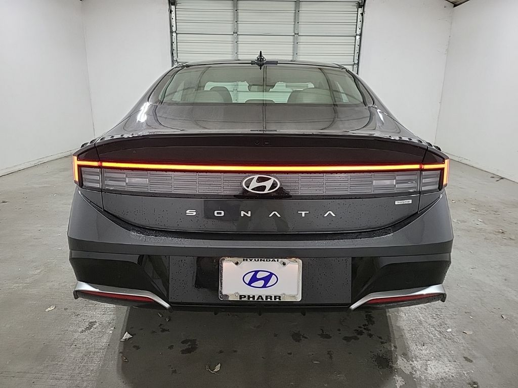 2025 Hyundai Sonata SEL 3