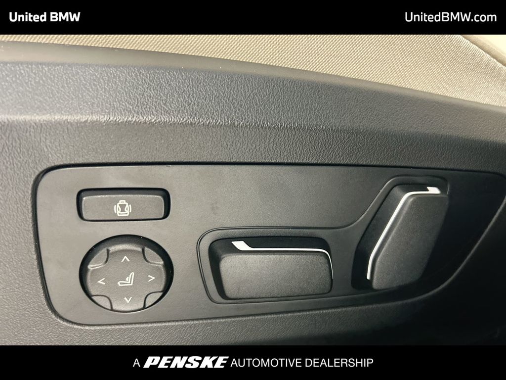 Thumbnail: 2026 BMW X3 - 12