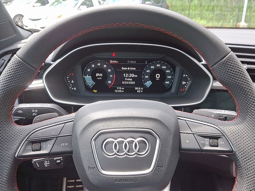 Thumbnail: 2025 Audi Q3 - 9