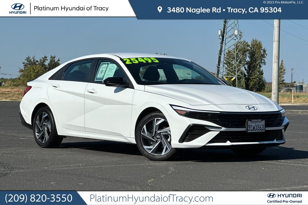 2025 Hyundai Elantra SEL Sport FWD