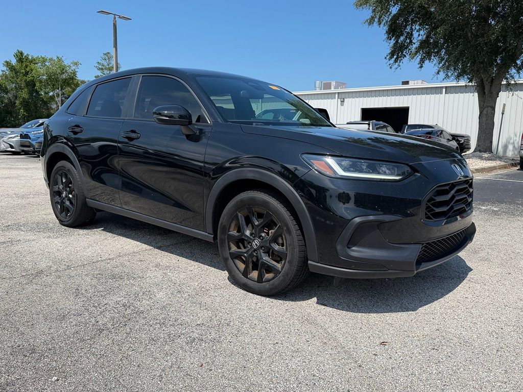 Used 2025 Honda HR-V SUV