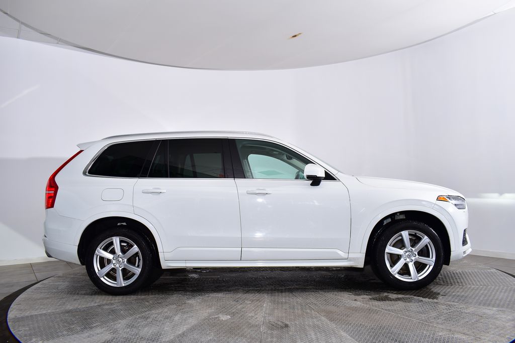 Thumbnail: 2021 Volvo XC90 - 6