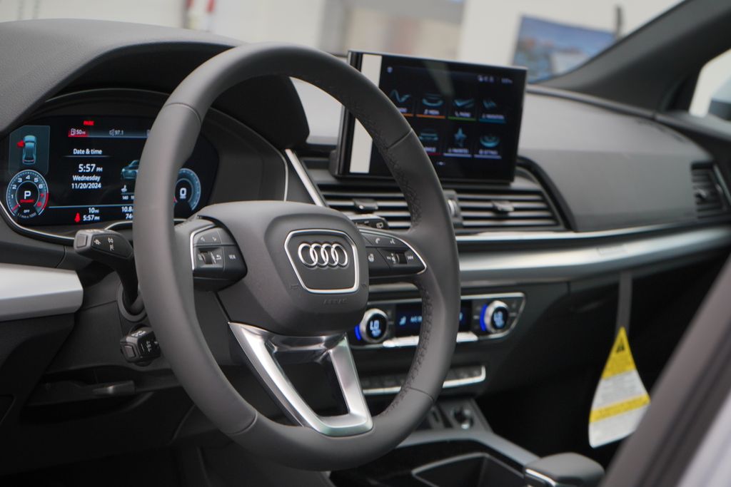 2025 Audi Q5  8