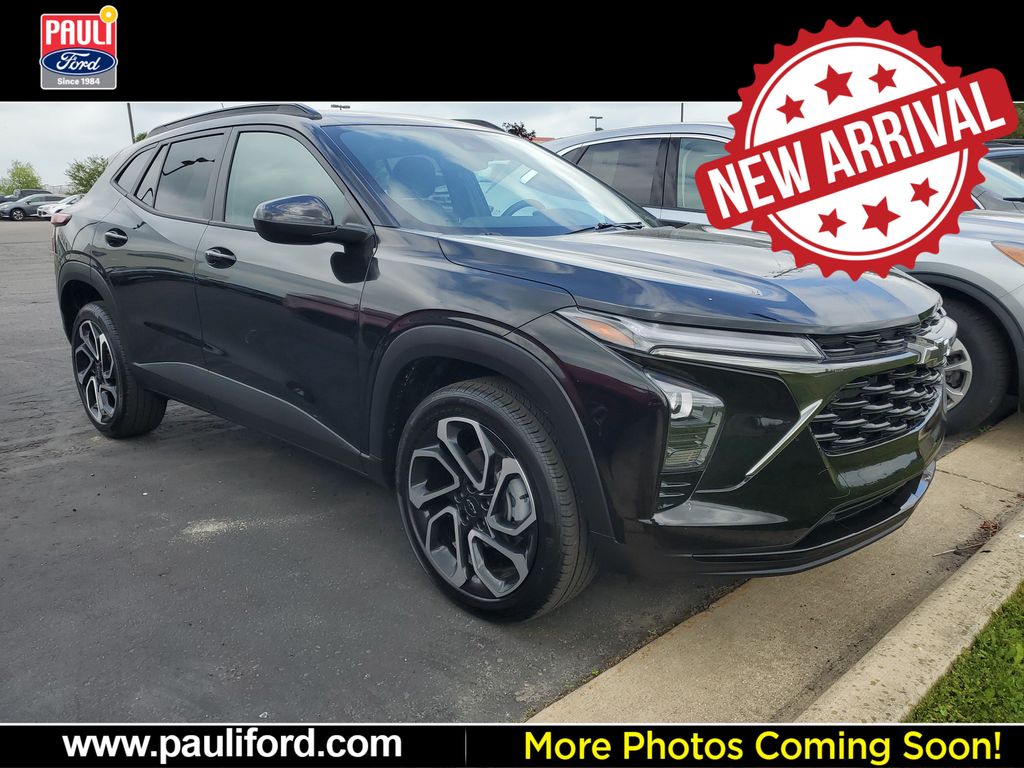 2025 Chevrolet Trax RS with 2RS FWD