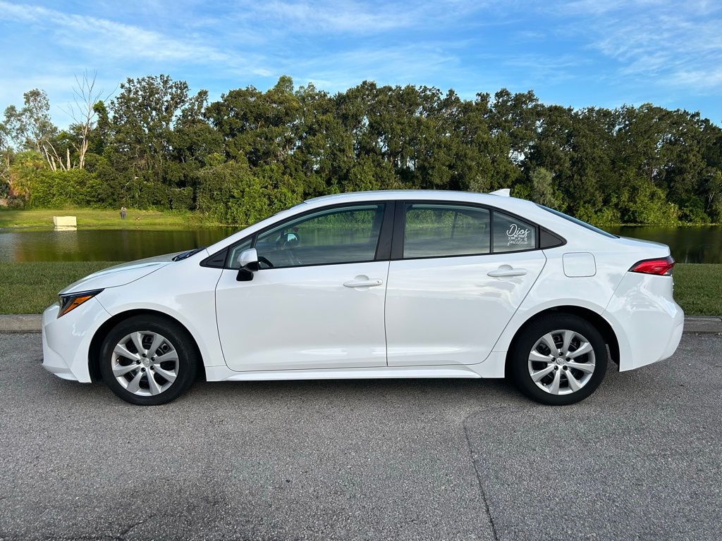 Thumbnail: 2024 Toyota Corolla - 2
