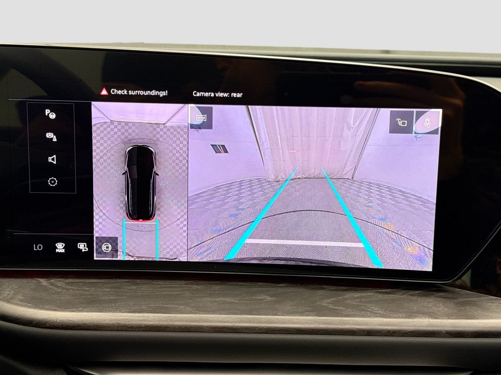 Thumbnail: 2025 Audi Q5 - 15