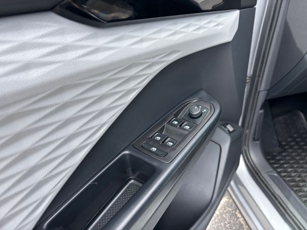 Used Car 2024 Volkswagen Taos  1.5t S For Sale Under $25,000 In Austin, Texas