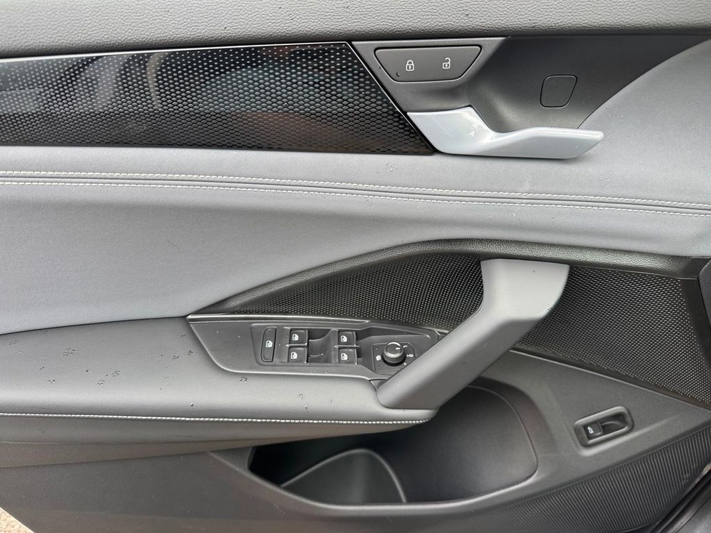New 2026 Platinum Gray Metallic Volkswagen 2.0T SE image 16