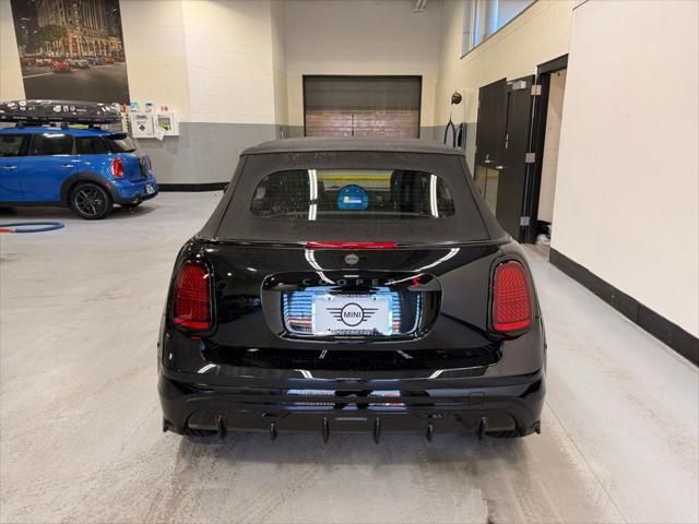 Thumbnail: 2026 MINI Cooper - 4