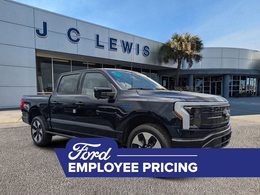 2025 Ford F-150 Lightning Platinum