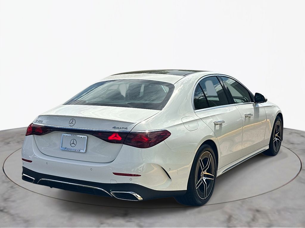 Thumbnail: 2025 Mercedes-Benz E-Class - 11