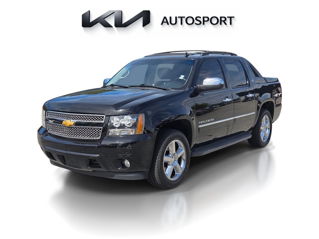 Black 2013 Chevrolet Avalanche LTZ Black Diamond Edition 4WD Pickup Truck Four-Wheel Drive 6-Speed Automatic