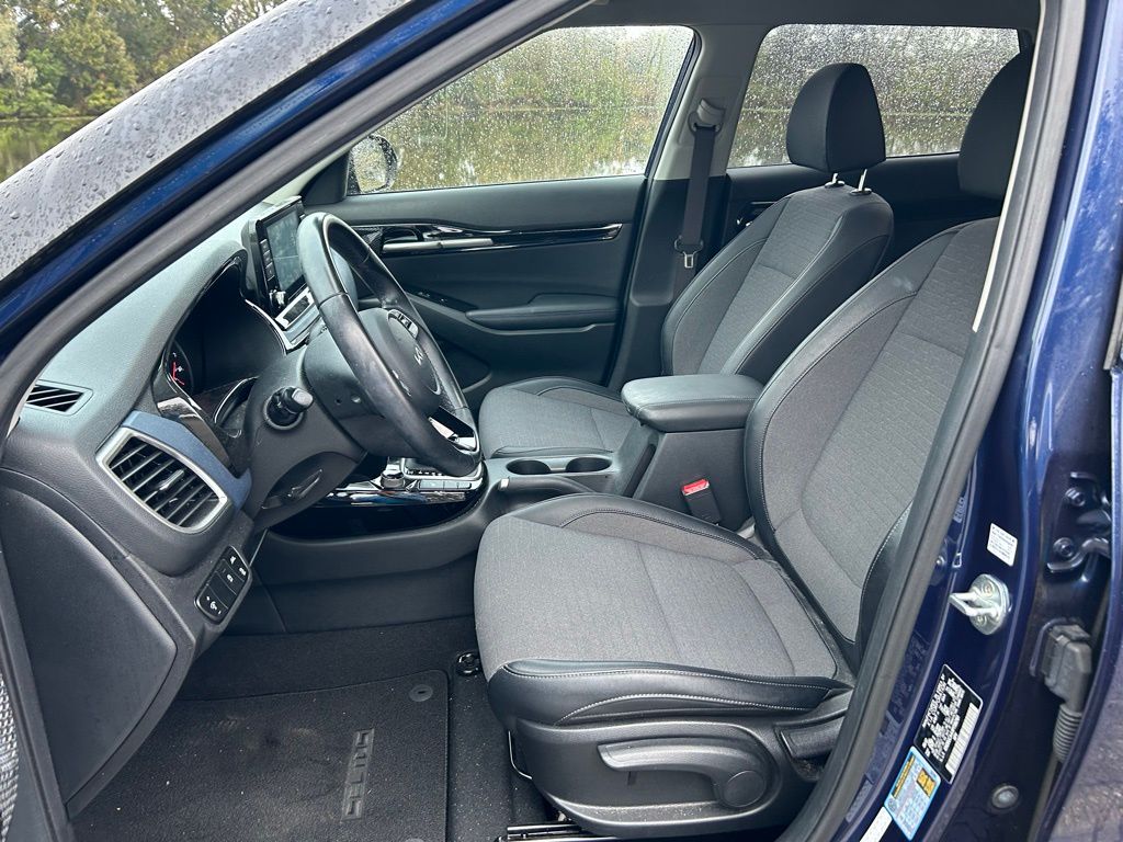 Thumbnail: 2023 Kia Seltos - 13