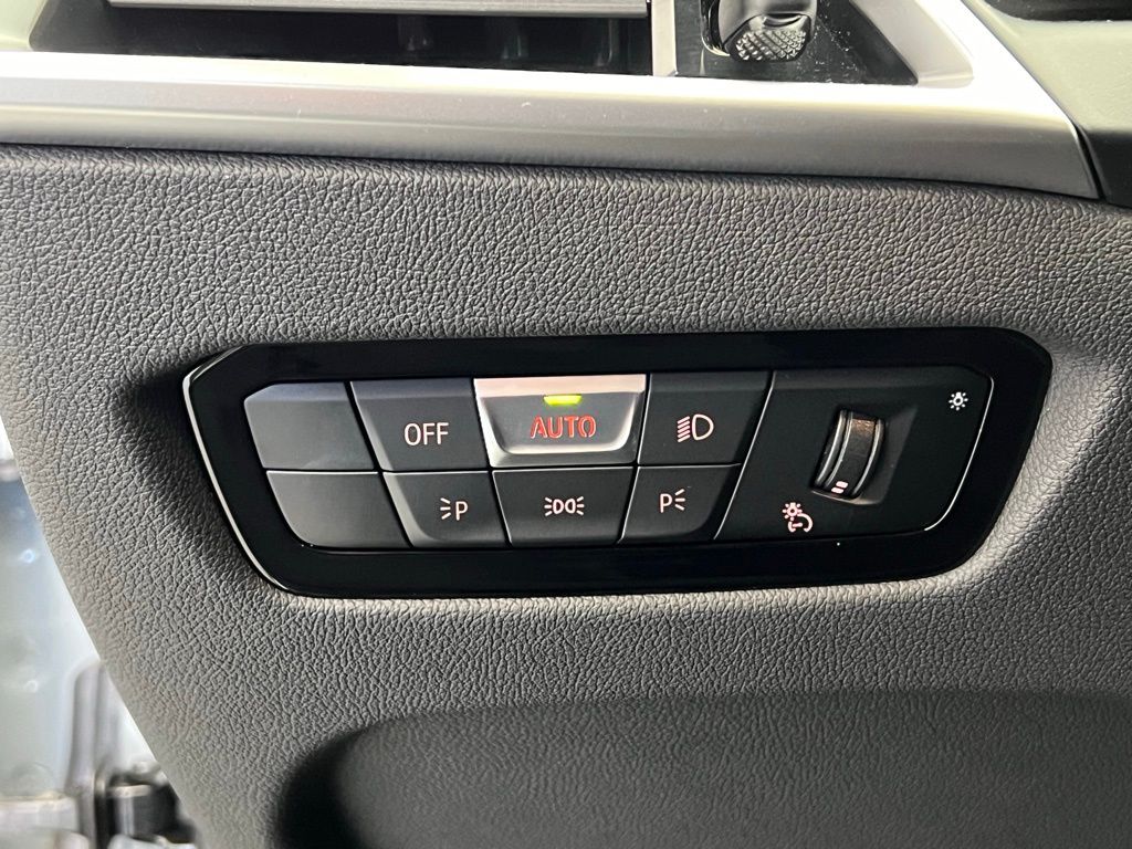 Thumbnail: 2025 BMW 3 Series - 20