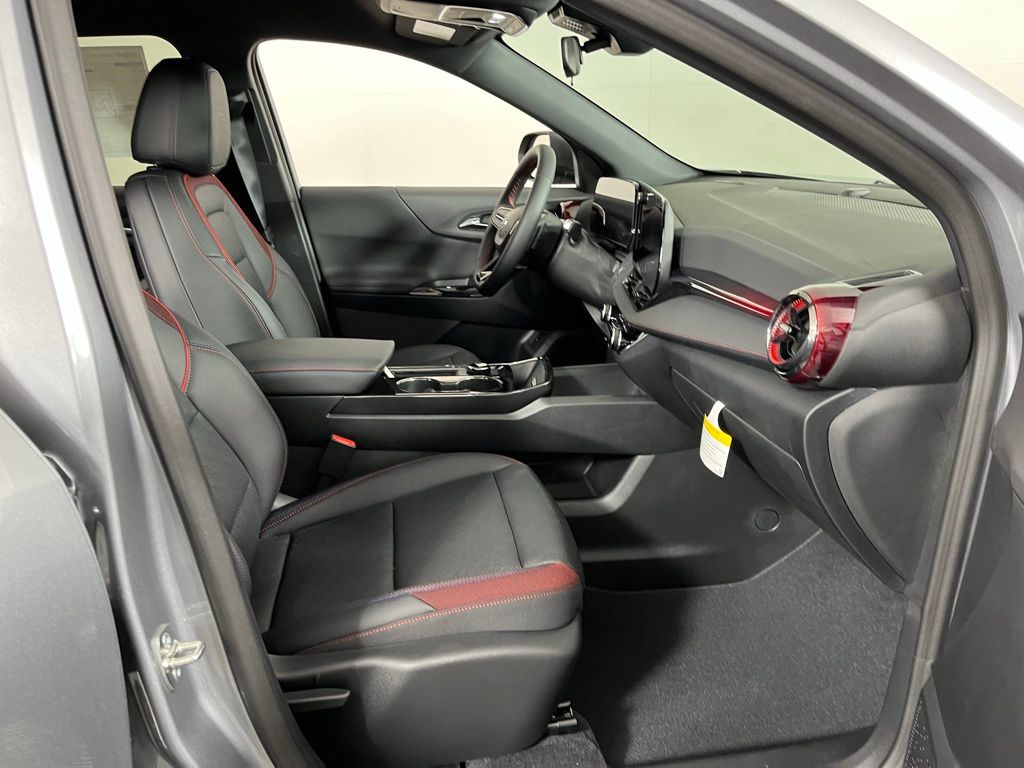 Thumbnail: 2026 Chevrolet Equinox - 8