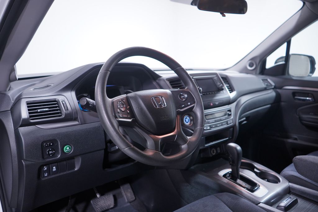 Thumbnail: 2020 Honda Pilot - 6