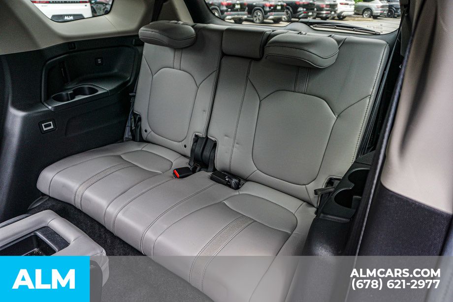 Used 2025 Silver Honda EX-L image 21